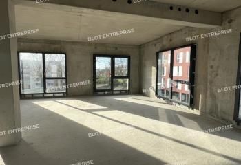 Location bureaux Chartres-de-Bretagne - Proche bus et accès 4 voies