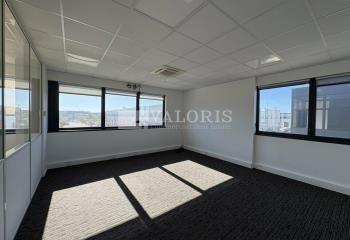 Location bureaux Meyzieu - Proche Rocade Est et bus