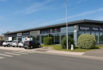 Local commercial à louer Saint-Médard-en-Jalles - Zone commerciale