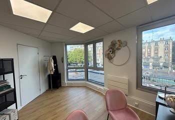 Location bureaux La Madeleine - Proximité tramway Saint-Maur