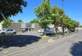 Local commercial à louer Champigny-sur-Marne - Proche E.Leclerc