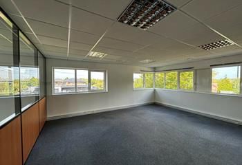 Location bureaux Wambrechies - Accès direct à la rocade nord-ouest