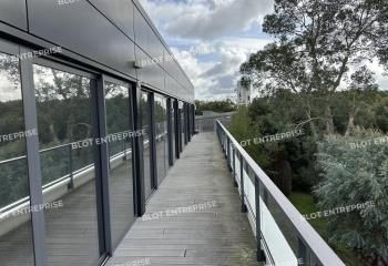 Location bureaux Quimperlé - Proche accès 4 voies et stationnement