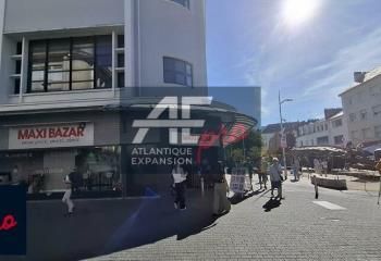 Local commercial d'angle à vendre Saint-Nazaire centre-ville