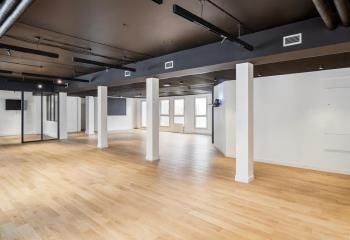Location bureaux Paris 10 - Proche Gare du Nord et Gare de l'Est