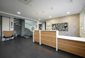 Location bureau Caluire-et-Cuire - Proche bus et commodités