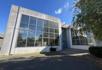 Location bureaux Les Ulis - Proche centre commercial et autoroutes