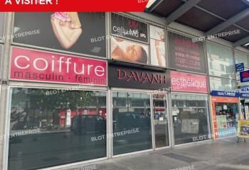 Local commercial à louer Saint-Jacques-de-la-Lande - Proximité transports