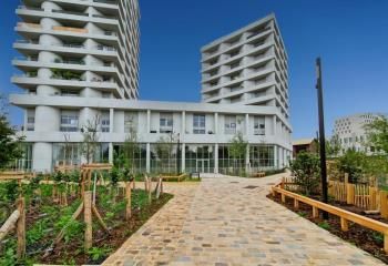 Location local commercial Ivry-sur-Seine - Quartier en expansion