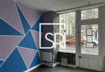 Location local commercial Vichy - Entrée de ville