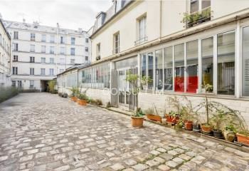 Location bureaux Paris 11 - Proche Bastille, cour pavée