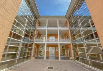 Location bureaux Marseille 11 - Proche transports en commun