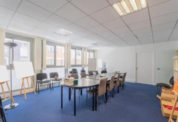 Bureaux à louer Paris 15 - Proche Champs-de-Mars et métros