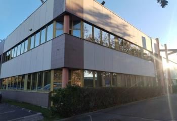 Location bureaux Vitrolles - Zone Anjoly, proche aéroport et TGV