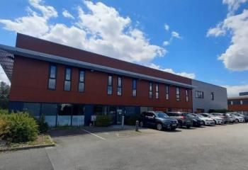 Location bureaux Wambrechies - 2033 m² - Parkings privatifs