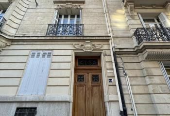 Location bureaux Marseille 8 - Proche métro Périer et tramway Castellane