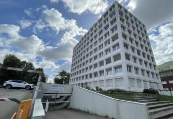 Location bureaux Nantes - Île de Nantes - Proche bus et tramway