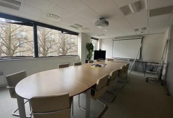 Vente bureaux Rennes centre-ville - Proche commerces et transports