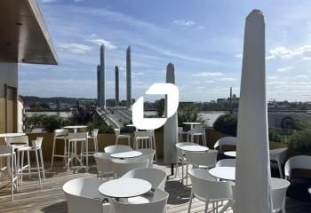 Bureaux à vendre Bordeaux - Proche pont Chaban-Delmas, bus et tram