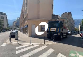 Local commercial à louer Grenoble - Tram C