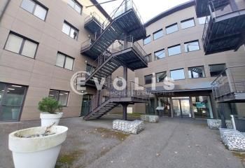 Location bureaux Bourgoin-Jallieu - Proche bus, gare TER et commerces