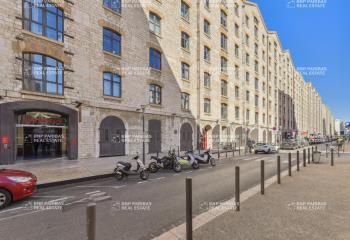 Location bureaux Marseille 2 - Les Docks - Proche métro, tramway et bus