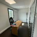 Location de bureau de 123 m² à Entraigues-sur-la-Sorgue - 84320 photo - 4