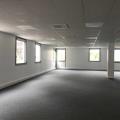 Location de bureau de 303 m² à Montigny-le-Bretonneux - 78180 photo - 4