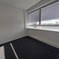 Location de bureau de 204 m² à Montigny-le-Bretonneux - 78180 photo - 12