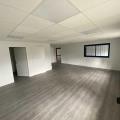 Location d'entrepôt de 694 m² à Artigues-près-Bordeaux - 33370 photo - 11