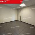 Location d'entrepôt de 334 m² à Bouaye - 44830 photo - 12