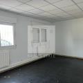 Location d'entrepôt de 230 m² à Genas - 69740 photo - 5