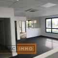 Location d'entrepôt de 355 m² à Moissy-Cramayel - 77550 photo - 2