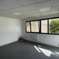 Bureau en vente de 93 m² à Courbevoie - 92400 photo - 1