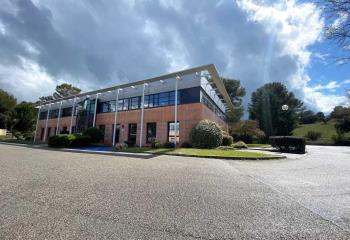 Location bureau Aix-en-Provence (13290) - 139 m² à Aix-en-Provence - 13100