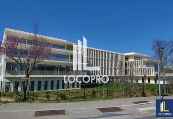 Location bureau Aix-en-Provence (13290) - 915 m²