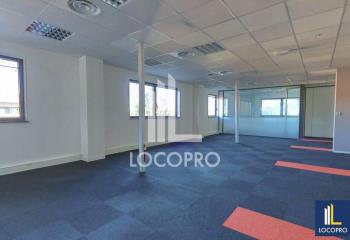 Location bureau Aix-en-Provence (13290) - 327 m²