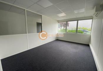 Location bureau Artigues-près-Bordeaux (33370) - 104 m² à Artigues-près-Bordeaux - 33370