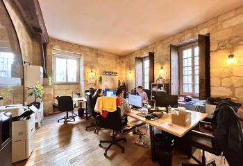 Location bureau Bordeaux (33300) - 144 m²