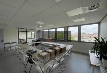 Location bureau Bordeaux (33200) - 80 m² à Bordeaux - 33000