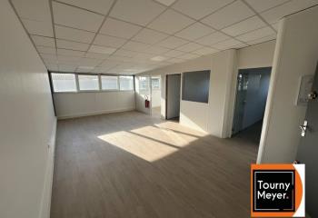 Location bureau Bordeaux (33100) - 90 m² à Bordeaux - 33000