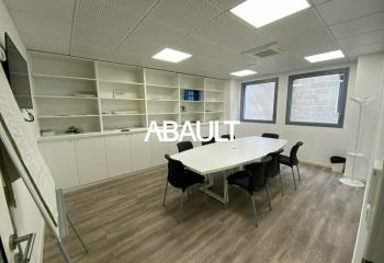 Location bureau Bordeaux (33000) - 126 m²