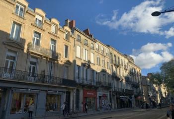 Location bureau Bordeaux (33000) - 266 m²