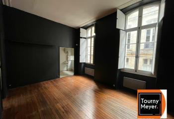 Location bureau Bordeaux (33000) - 35 m²