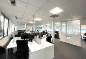 Location bureau Bordeaux (33300) - 1135 m² à Bordeaux - 33000