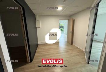 Location bureau Boves (80440) - 81 m² à Boves - 80440