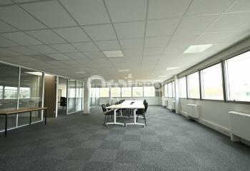 Location bureau Bron (69500) - 192 m²