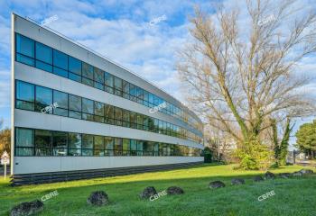 Location bureau Bruges (33520) - 1955 m²