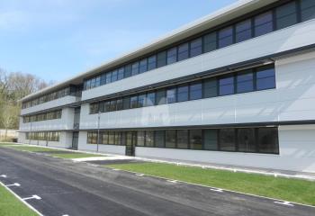 Location bureau Bruyères-le-Châtel (91680) - 2538 m²