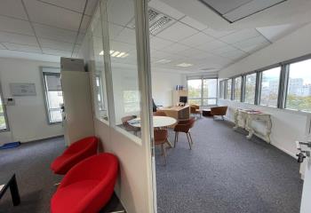 Location bureau Charenton-le-Pont (94220) - 1147 m² à Charenton-le-Pont - 94220